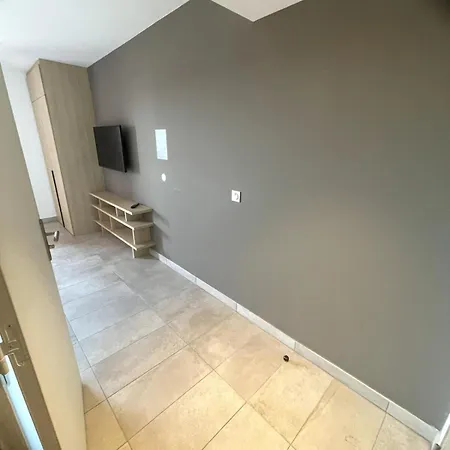 Oustaou-studio Bloom -le Spot * La Ciotat