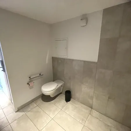 Oustaou-studio Bloom -le Spot 拉西约塔