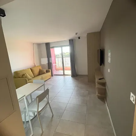 Apartamento Oustaou-studio Bloom -le Spot *